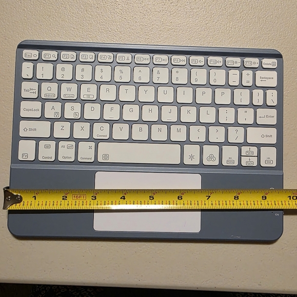 Touch Pad, Brand Unknown, NWOT, Wireless Compatible, Grey/White - Picture 8 of 12